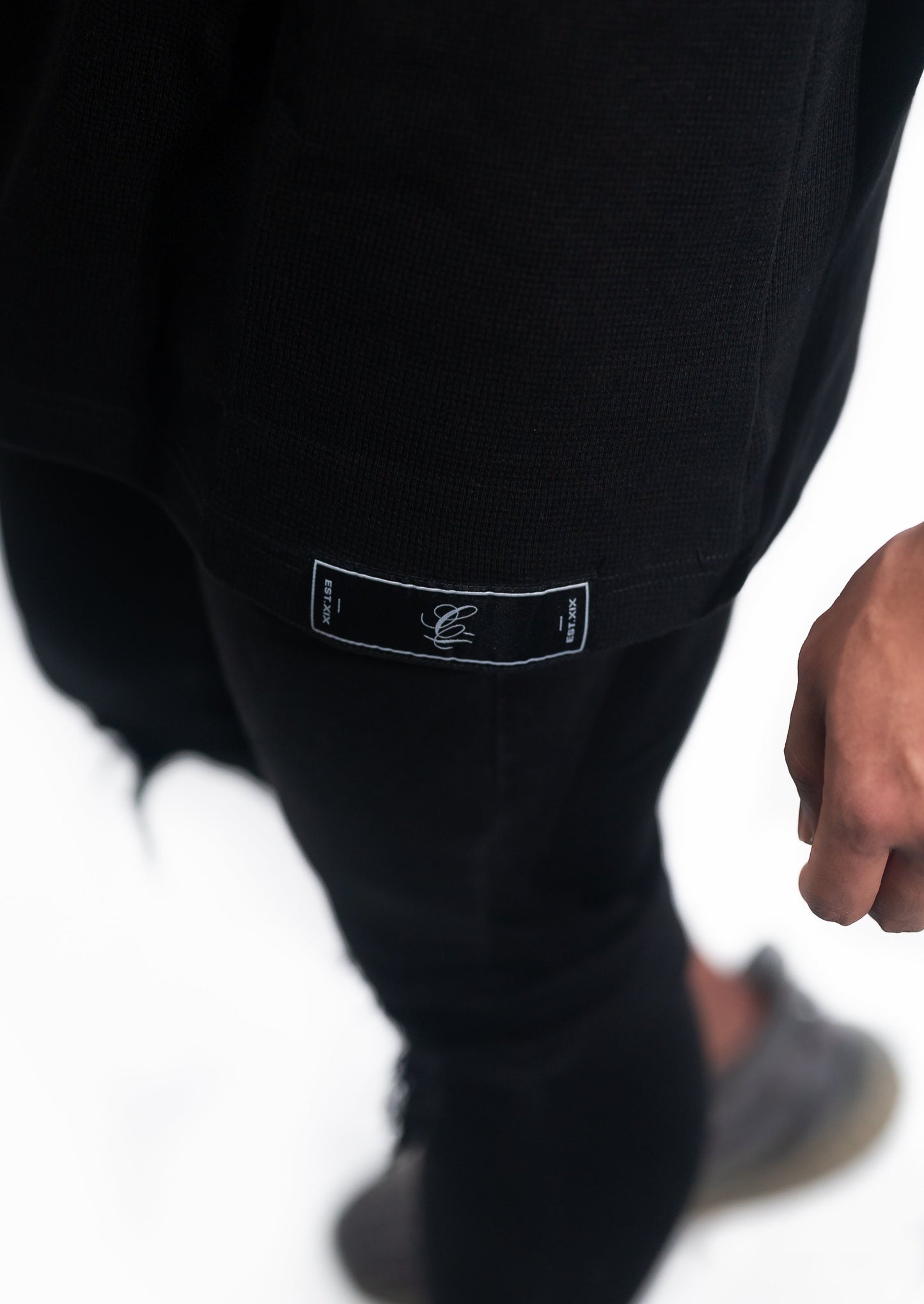 Statement Cut Off Tee - Black