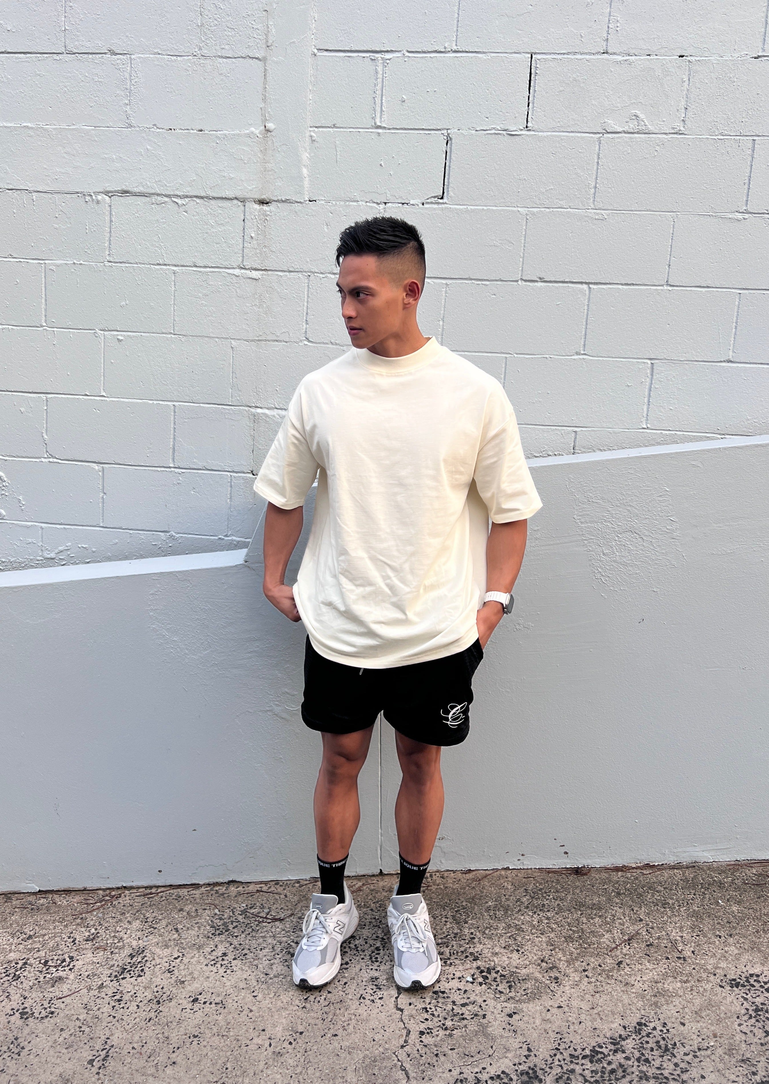 Off white athletic outlet top